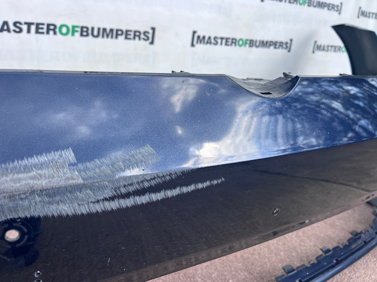 VW Golf R Mk7 Hatchback Estate 2013-2016 Front Bumper 4 Pdc +jets Genuine [v654]