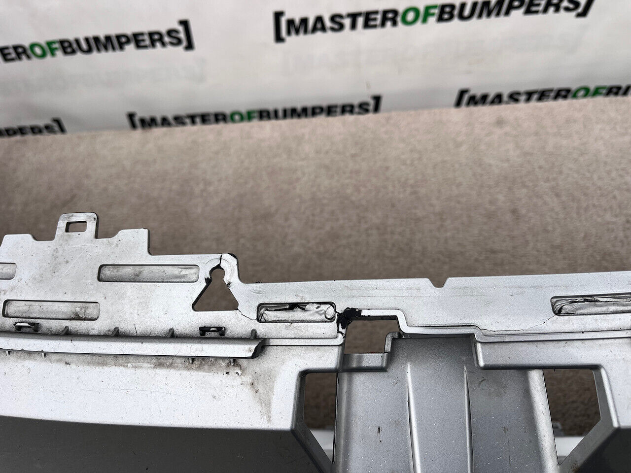 VW Golf Style Se Mk8 Hatchback 2020-2023 Front Bumper 6 Pdc Genuine [v231]