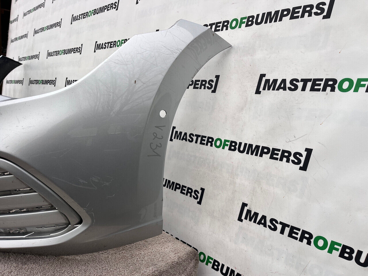 VW Golf Style Se Mk8 Hatchback 2020-2023 Front Bumper 6 Pdc Genuine [v231]