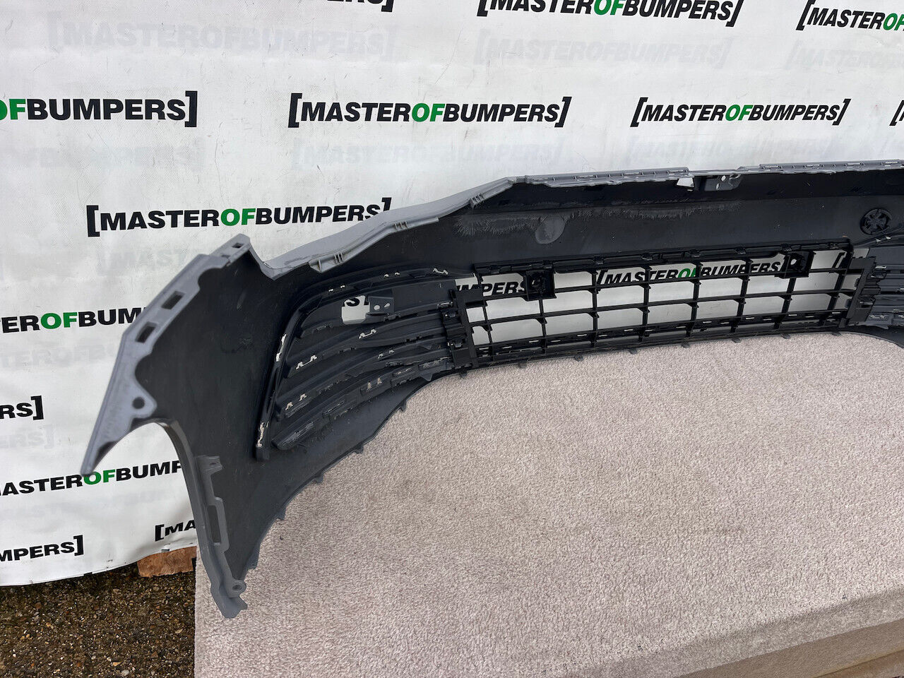 VW Golf Style Se Mk8 Hatchback 2020-2023 Front Bumper 4 Pdc Genuine [v232]