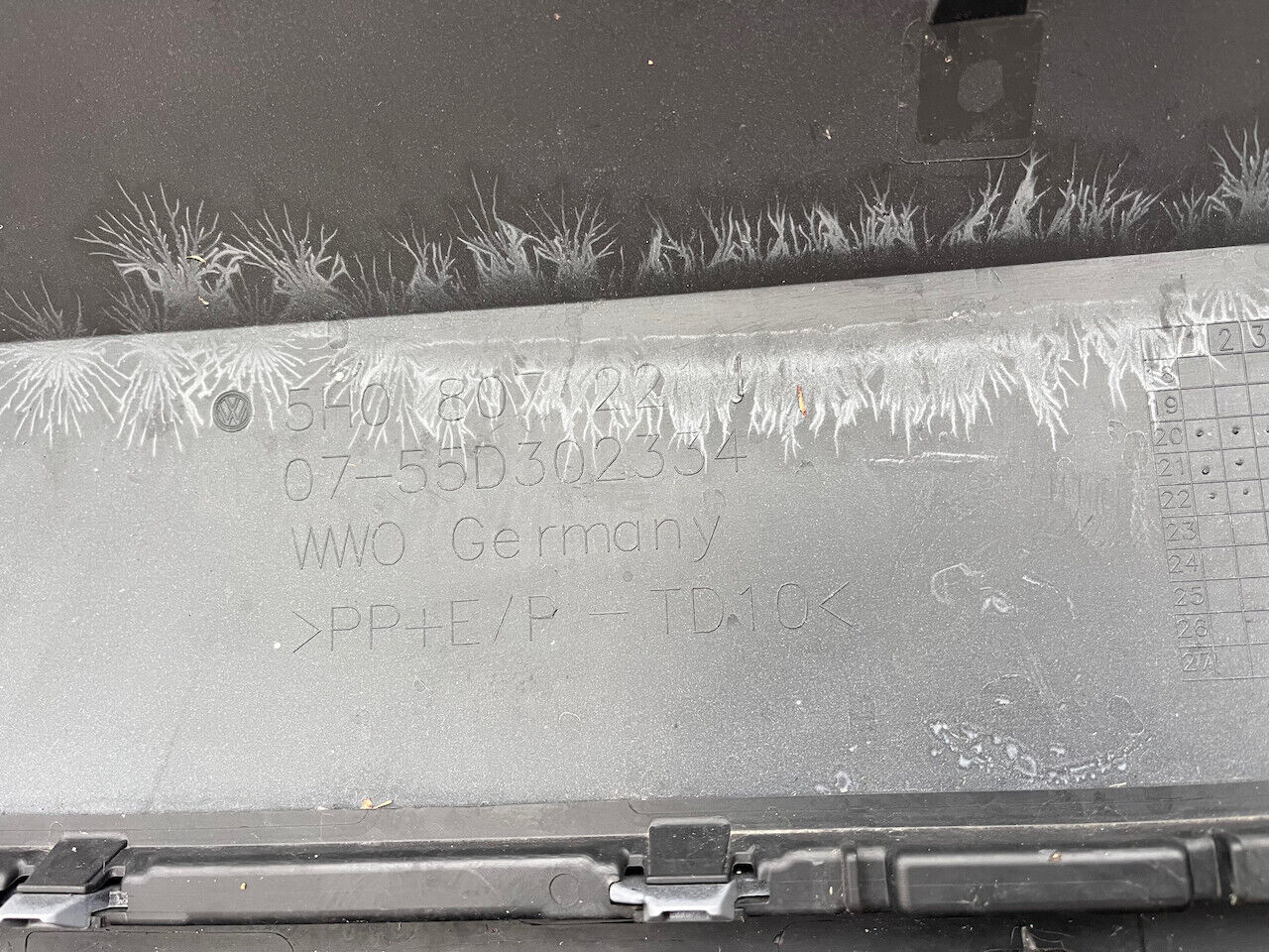 VW Golf Style Se Mk8 Hatchback 2020-2023 Front Bumper 4 Pdc Genuine [v232]