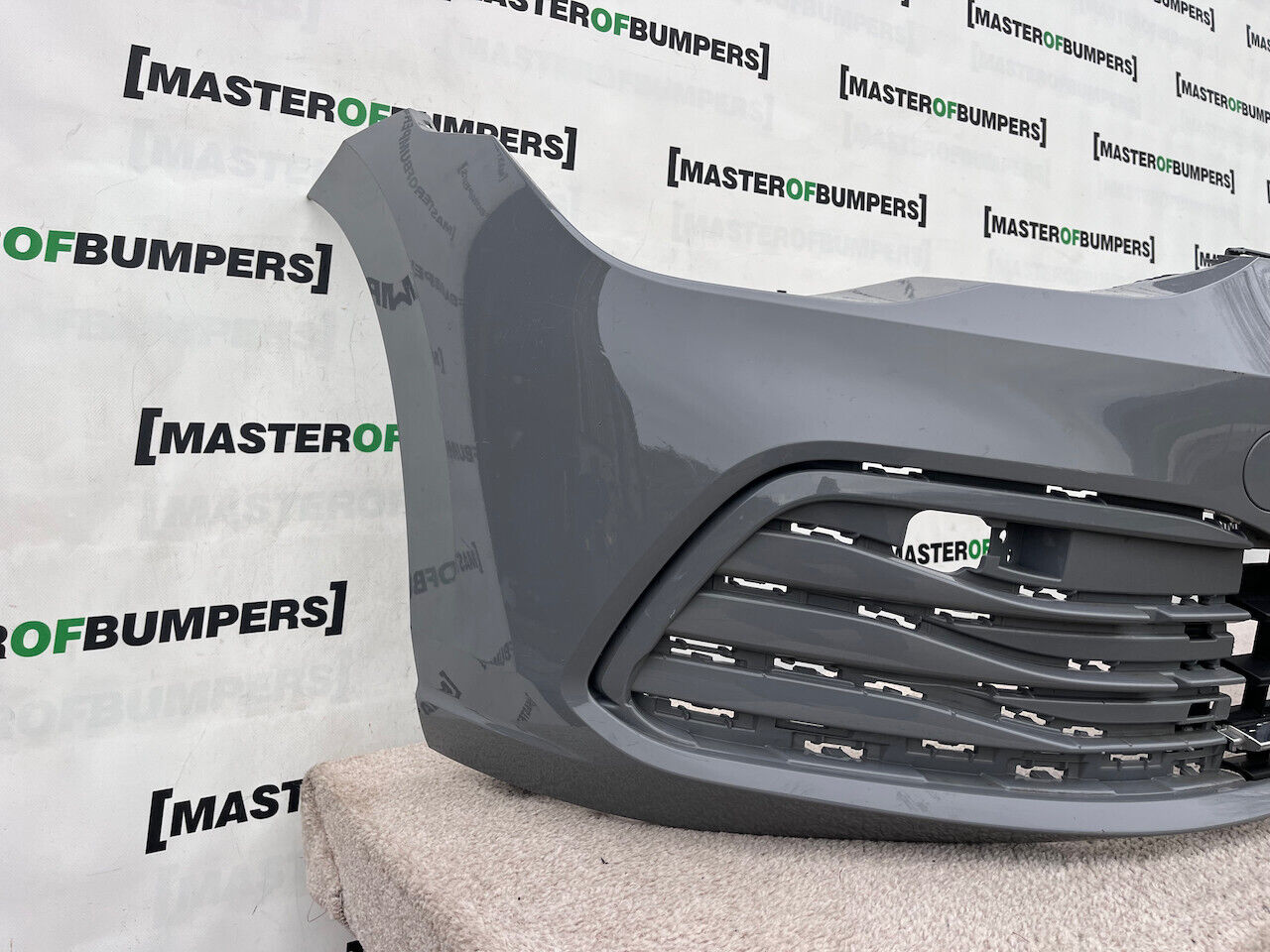 VW Golf Style Se Mk8 Hatchback 2020-2023 Front Bumper 4 Pdc Genuine [v232]