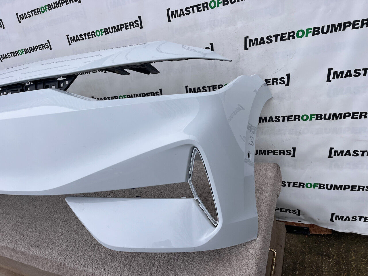 VW Id7 Id.7 Launch Gtx Max 2023-on Front Bumper White 6 Pdc Genuine [v249]