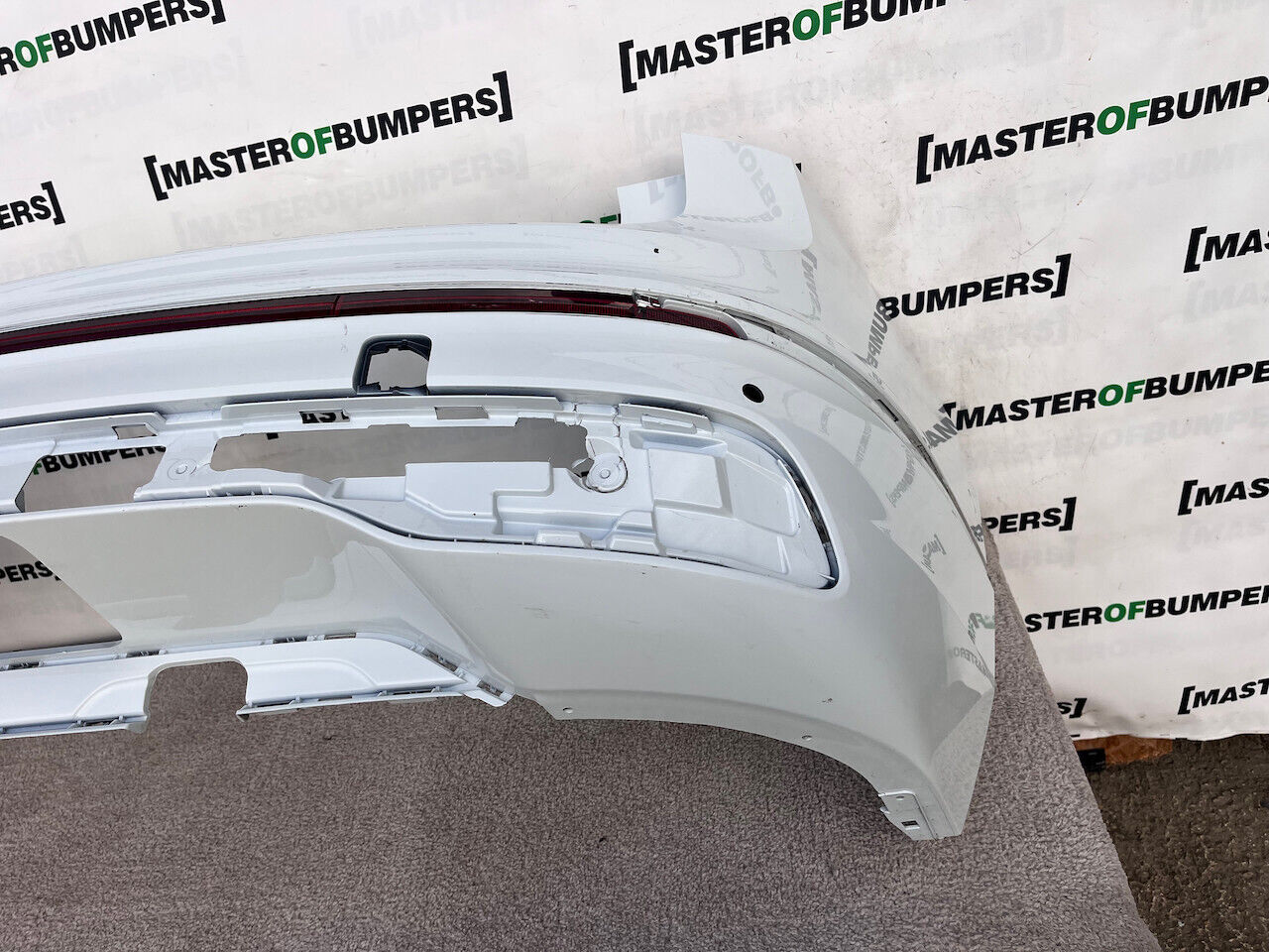 VW Tiguan R Line Mk2 Lift 2020-2023 Rear Bumper White 6 Pdc Genuine [v255]