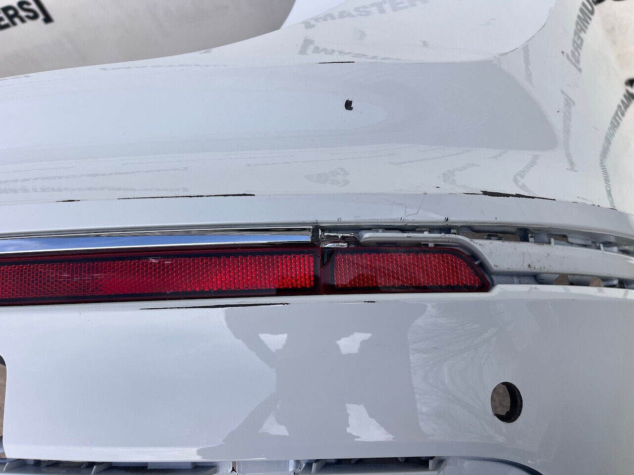 VW Tiguan R Line Mk2 Lift 2020-2023 Rear Bumper White 6 Pdc Genuine [v255]