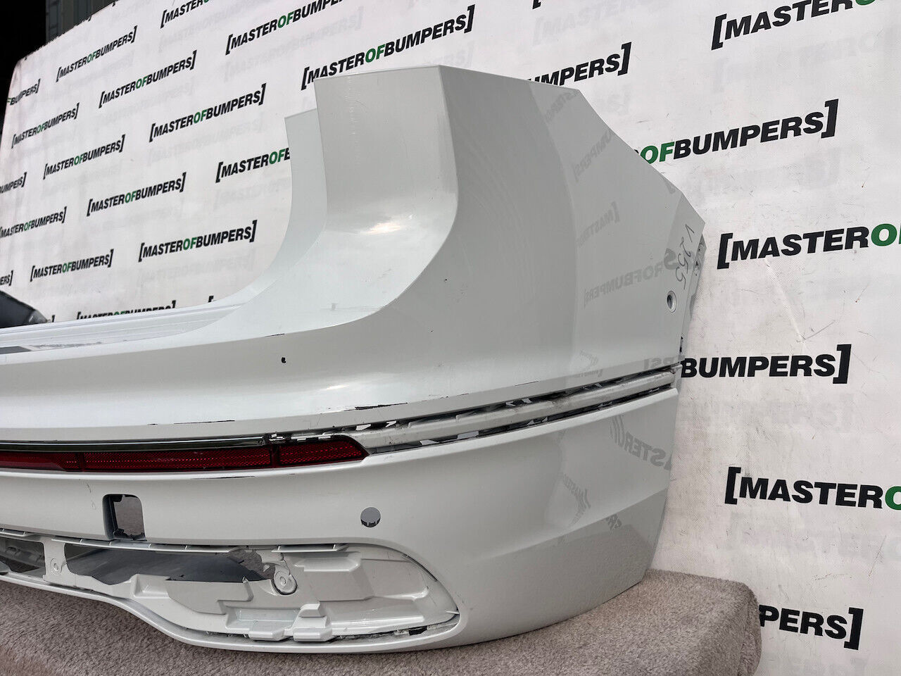 VW Tiguan R Line Mk2 Lift 2020-2023 Rear Bumper White 6 Pdc Genuine [v255]