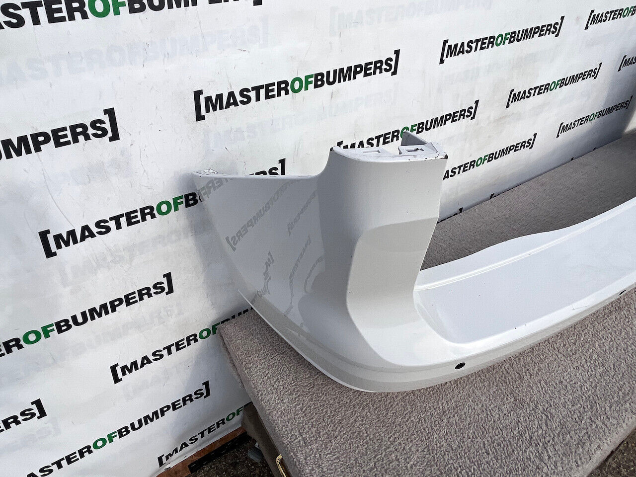 VW Caddy Maxi Van Mpv Mk5 2020-2025 Rear Bumper White 4 Pdc Genuine [v256]