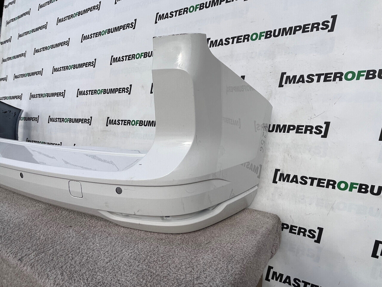 VW Caddy Maxi Van Mpv Mk5 2020-2025 Rear Bumper White 4 Pdc Genuine [v256]