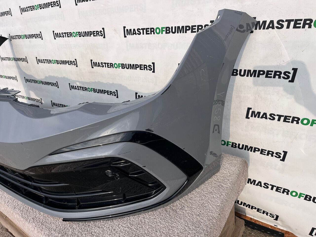 VW Golf Gti Gtd R Line Mk8 Hatchback Estat 2020-2023 Front Bumper Genuine [v258]