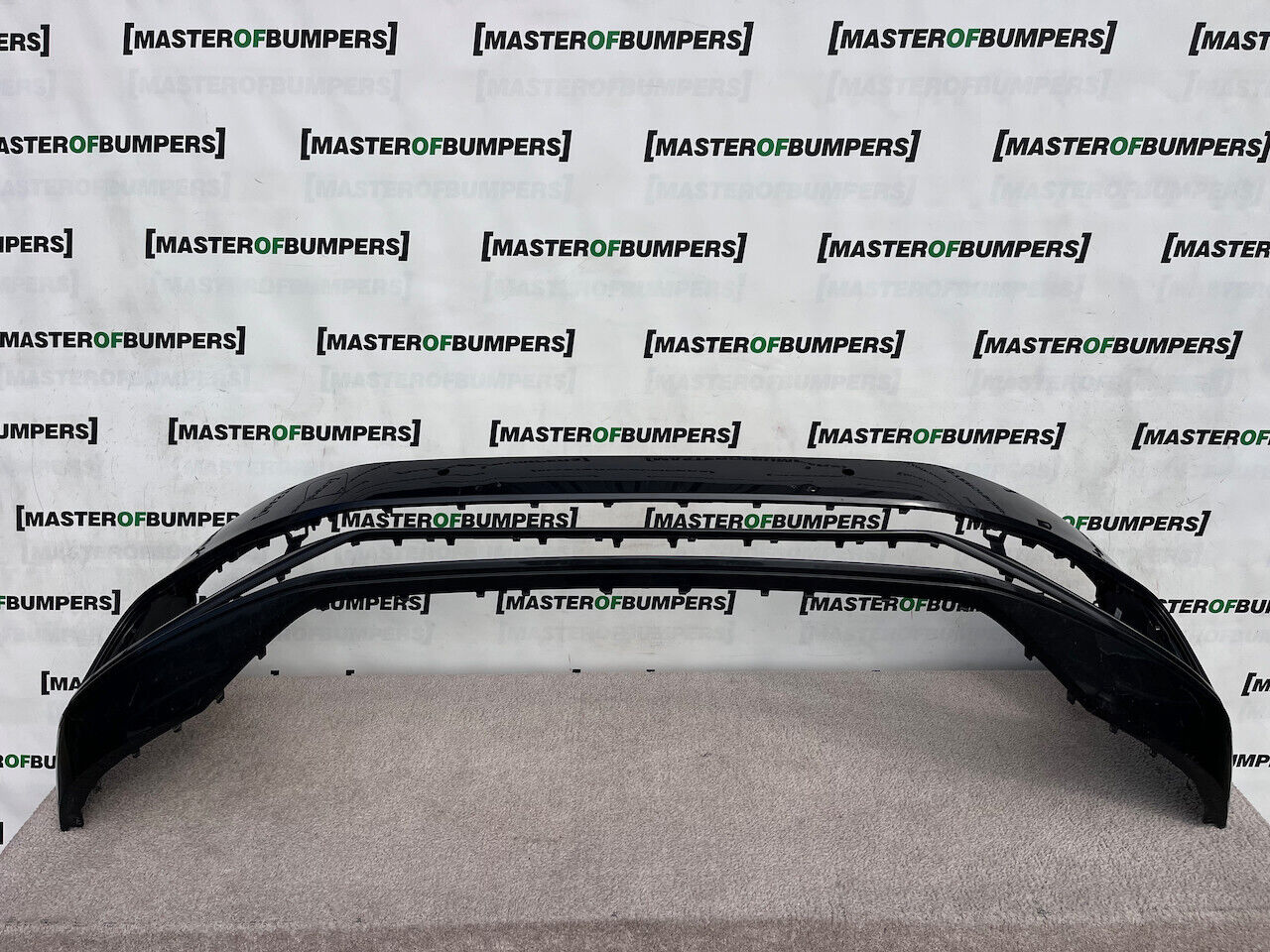 VW Passat Se Trendline Bluemotion B8 2019-2021 Front Bumper 4 Pdc Genuine [v270]