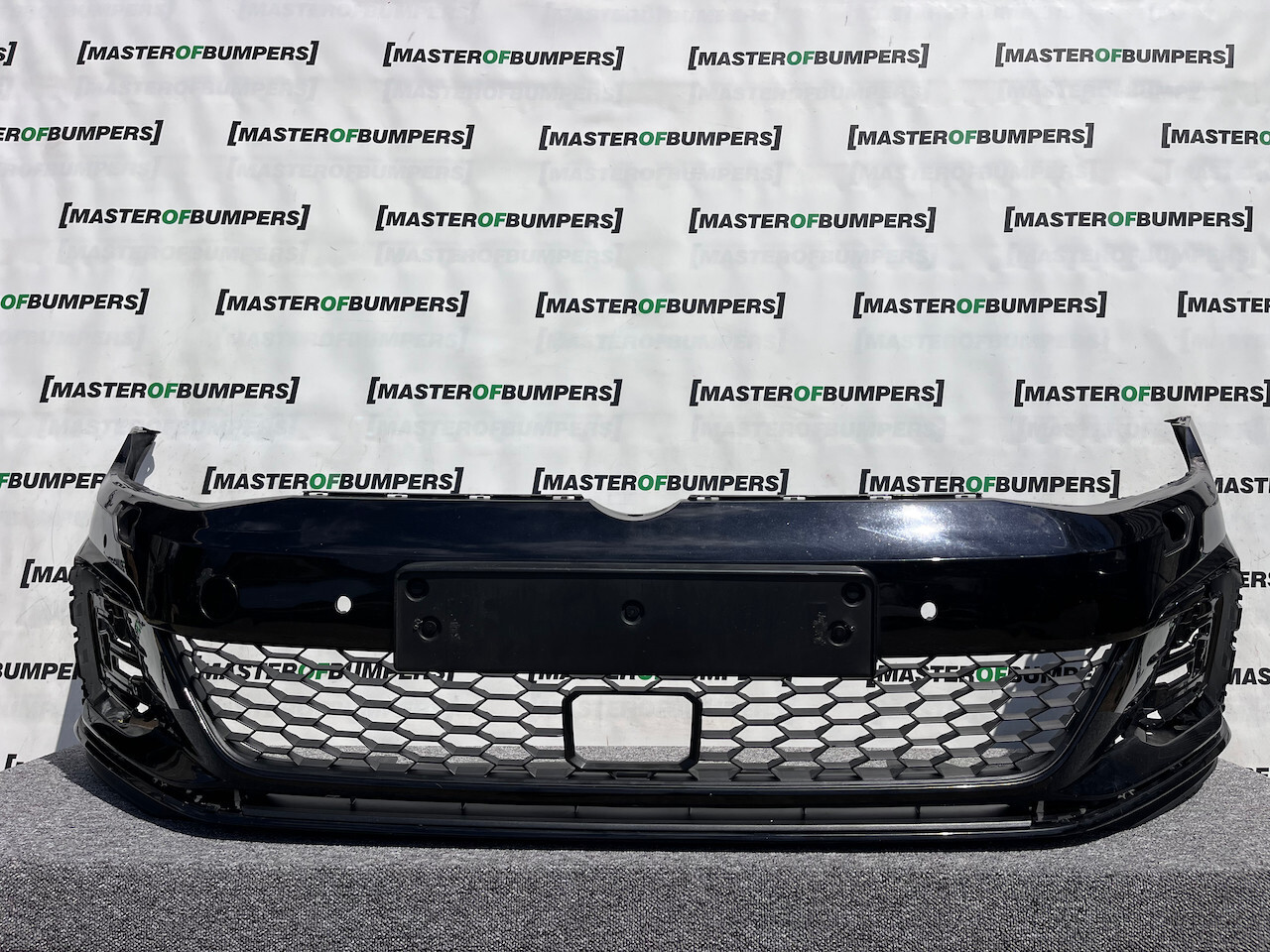 VW Golf Gte Hybrid Mk7.5 2017-2019 Front Bumper 4 Pdc + Jets Genuine [v291]