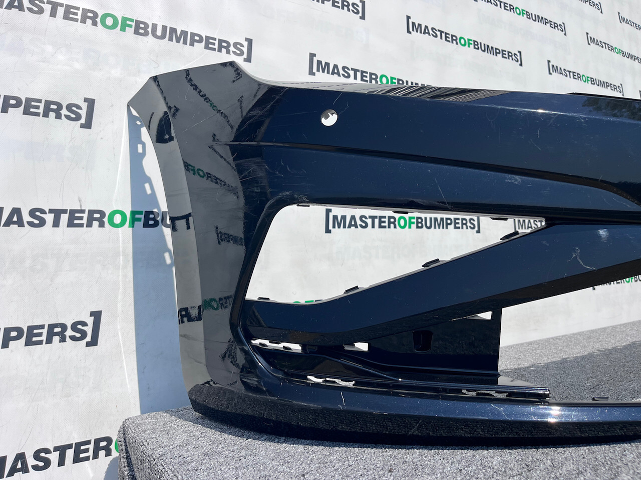 VW Golf Sv Sportsvan Facelifting 2018-2022 Front Bumper 4 Pdc Genuine [v306]