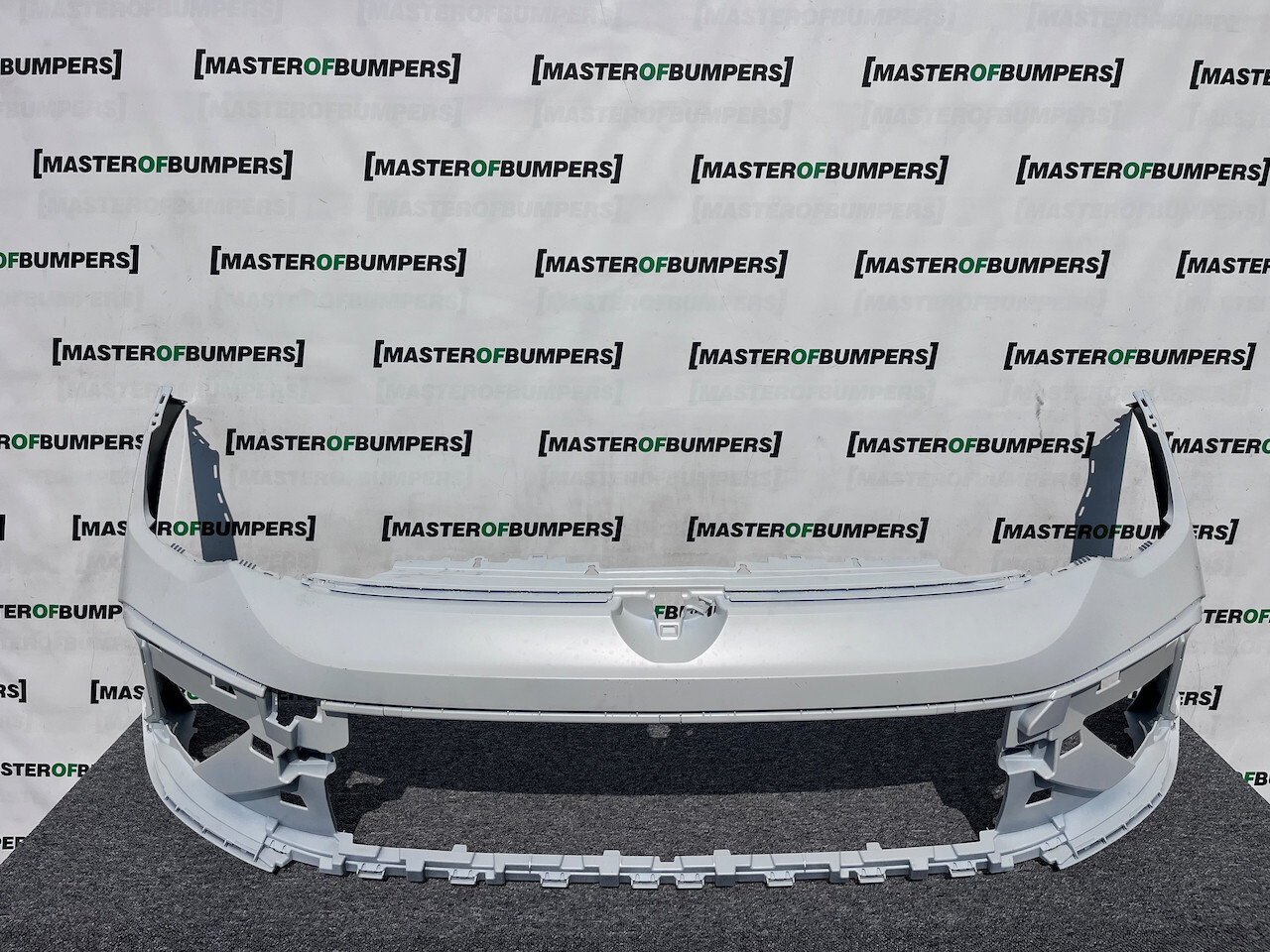 VW Golf R 'r' Mk8 Lift Hatchback 2024-on Front Bumper 4 Pdc Genuine [v312]