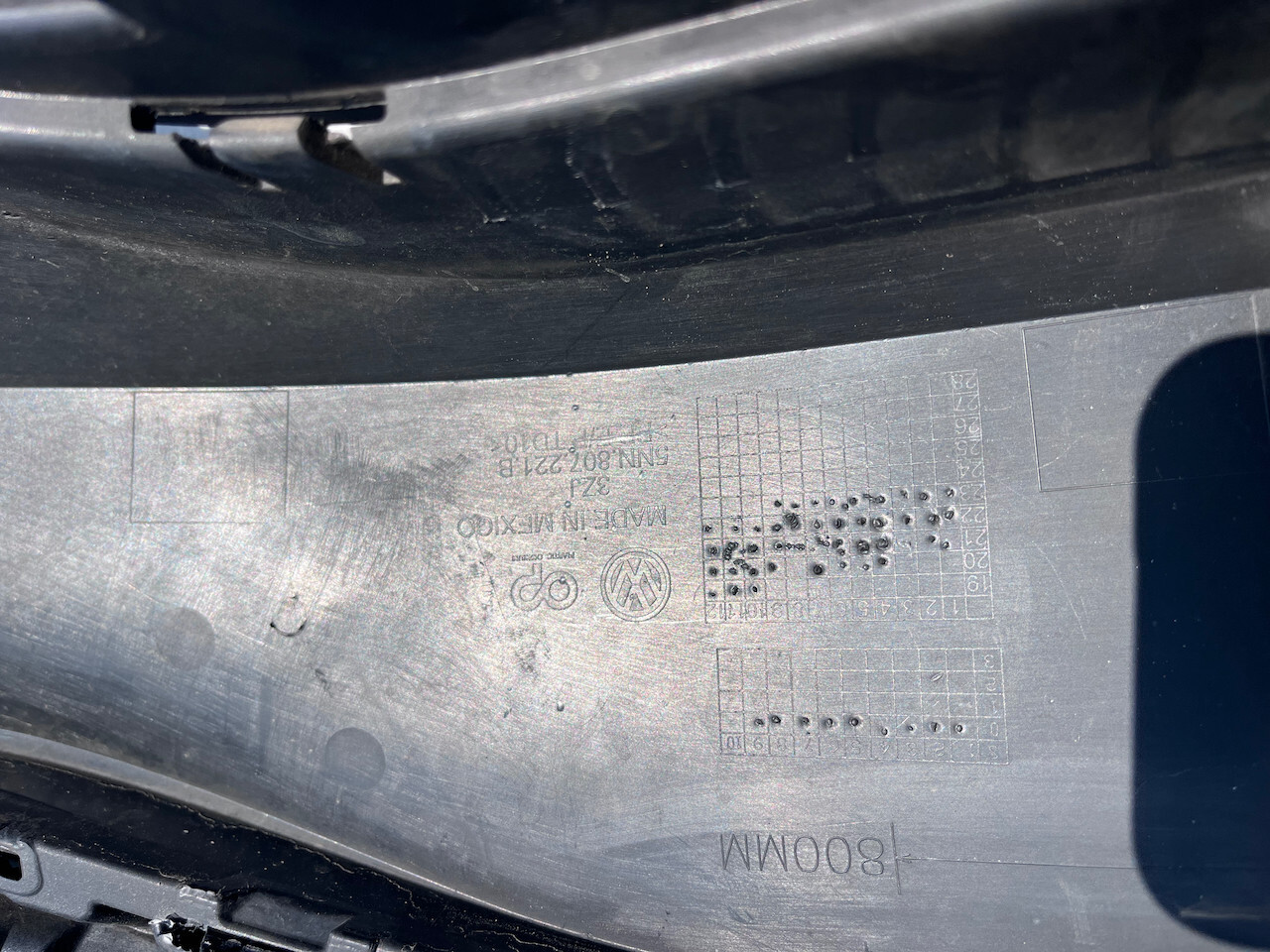 VW Tiguan R Line Mk2 Lift Suv 2021-2023 Front Bumper 6 Pdc Genuine [v316]