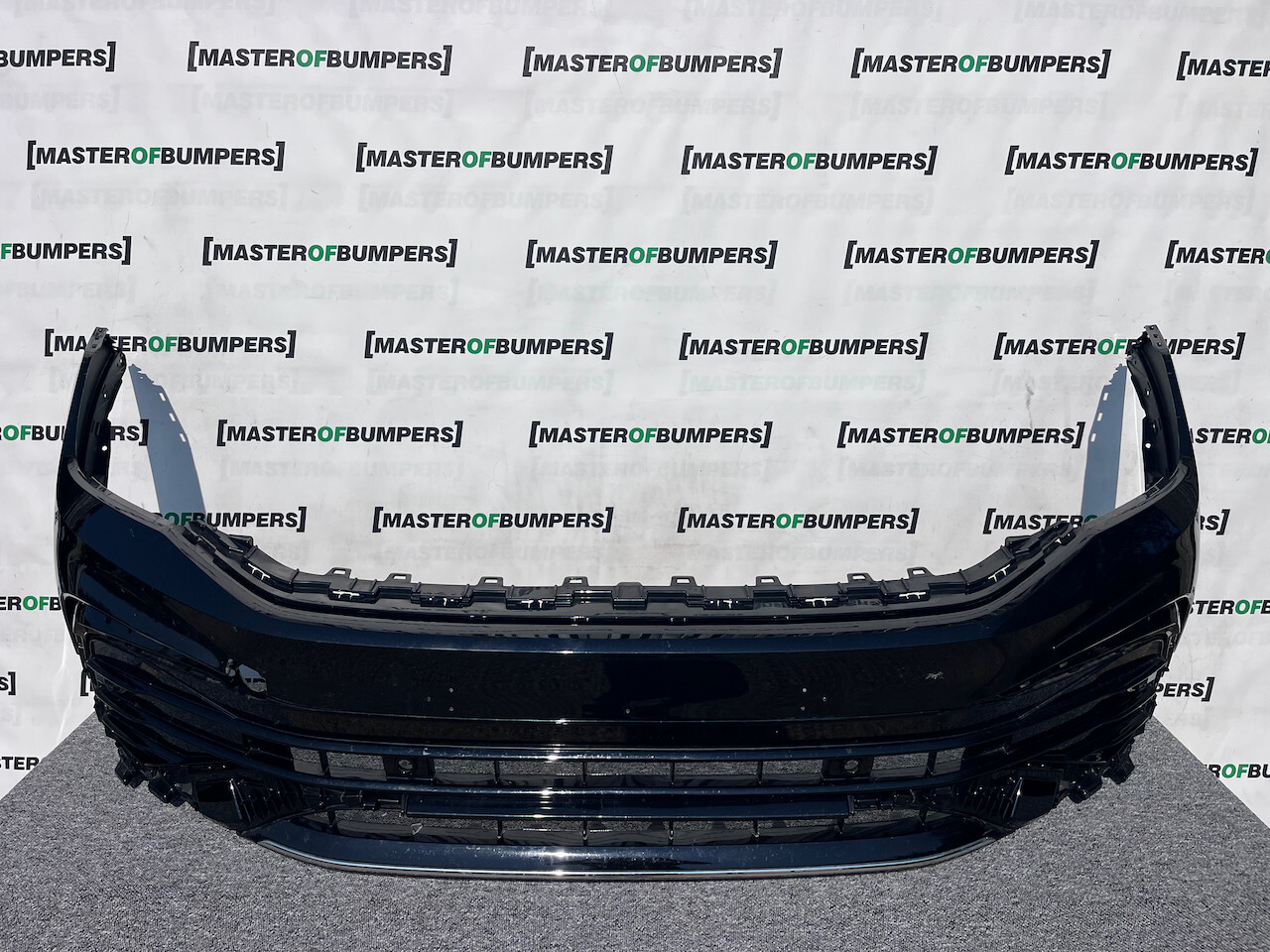 VW Tiguan R Line Mk2 Lift Suv 2021-2023 Front Bumper 6 Pdc Genuine [v316]