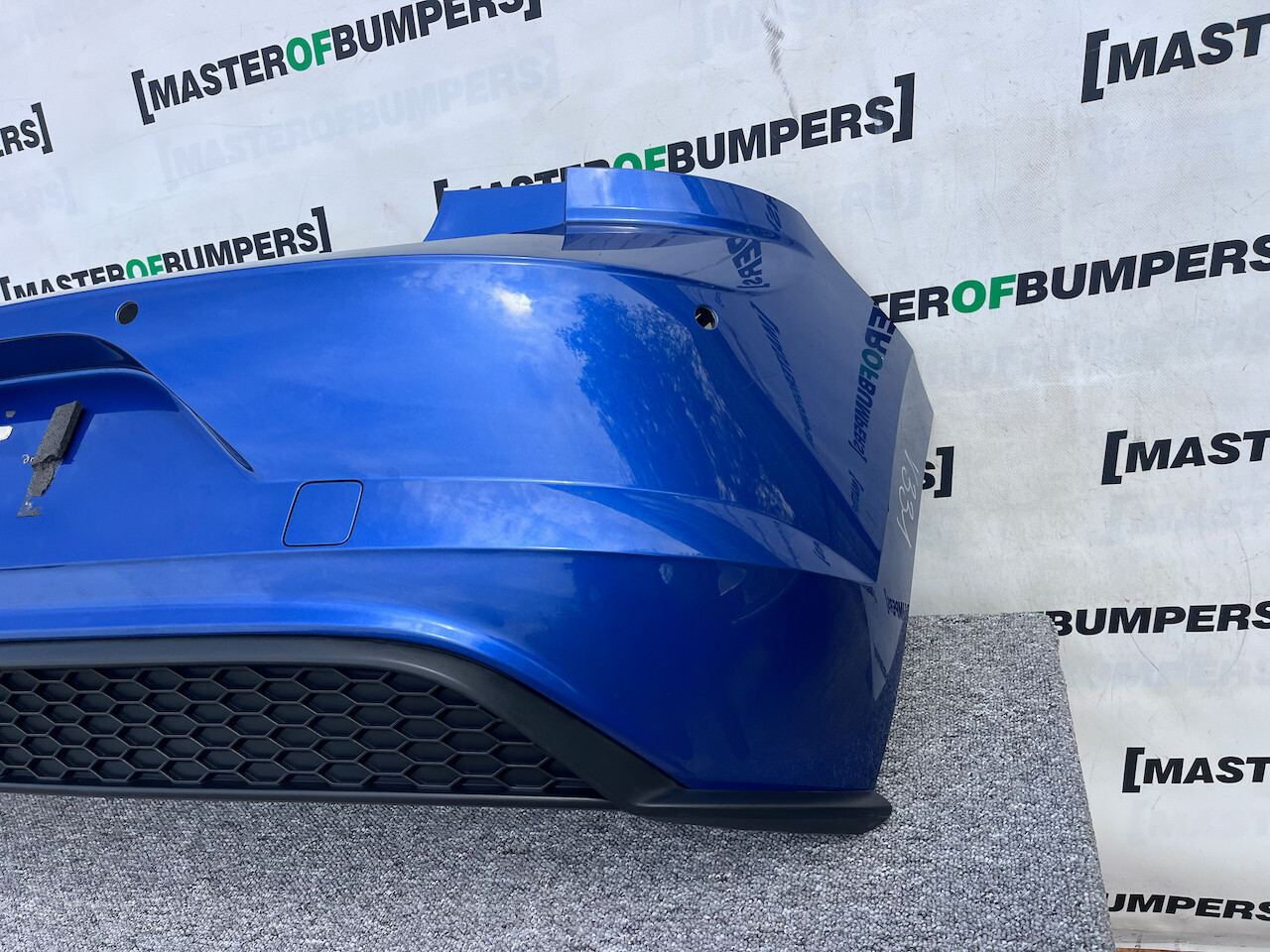 VW Polo Gti Mk6 Hatchback 2017-2021 Rear Bumper 4 Pdc Genuine [v331]