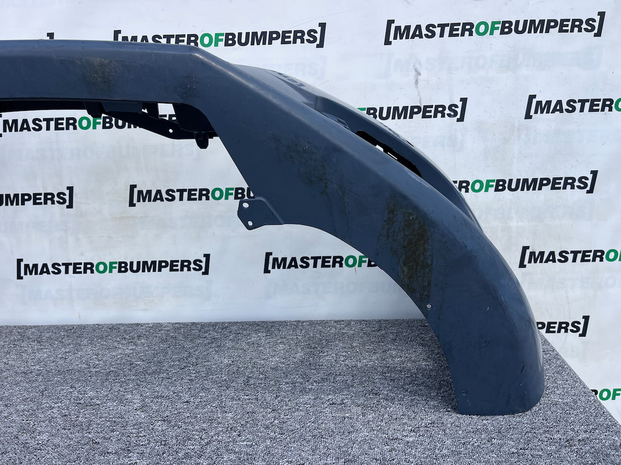 VW Passat Cc Gt Sportback 2006-2010 Front Bumper 4 Pdc Genuine [v711]