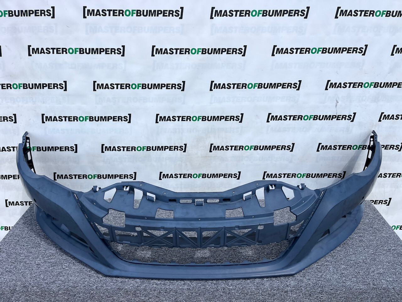 VW Passat Cc Gt Sportback 2006-2010 Front Bumper 4 Pdc Genuine [v711]