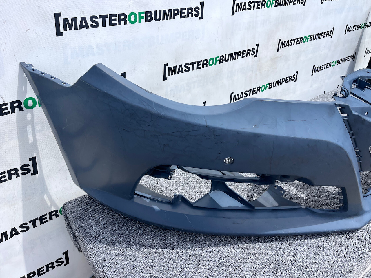 VW Passat Cc Gt Sportback 2006-2010 Front Bumper 4 Pdc Genuine [v711]