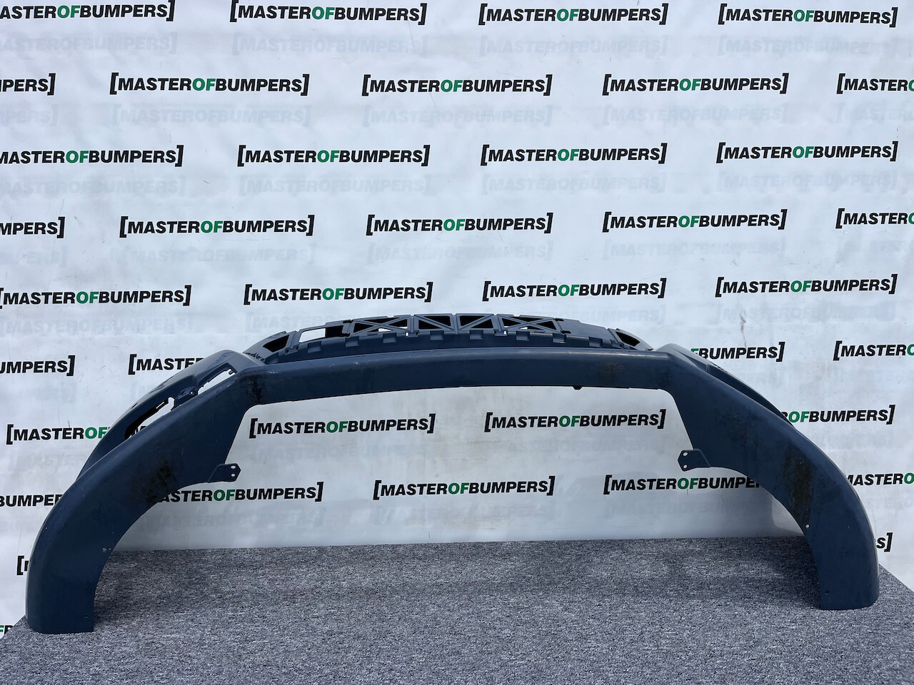 VW Passat Cc Gt Sportback 2006-2010 Front Bumper 4 Pdc Genuine [v711]