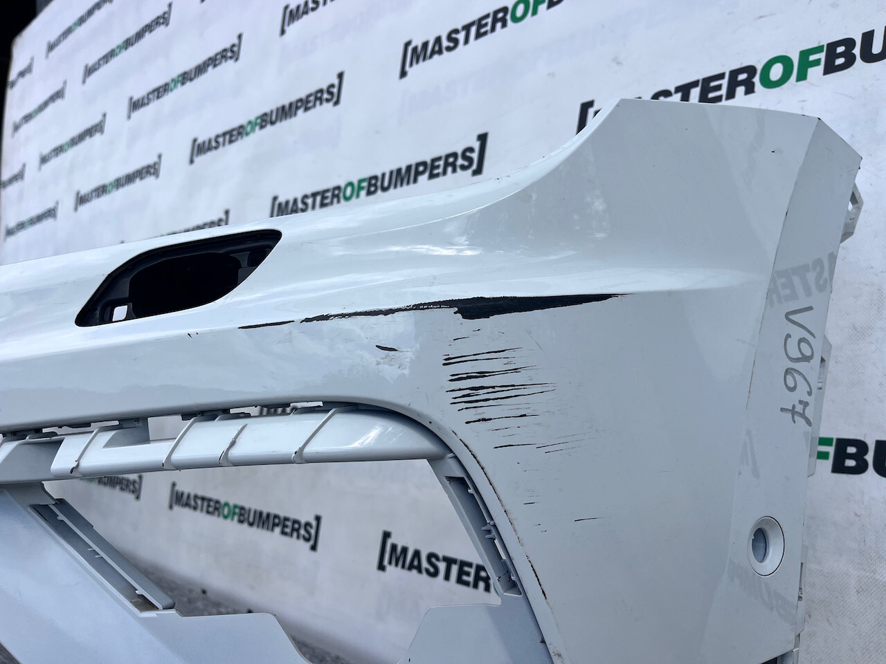 VW Tiguan R Line Mk2 Suv 2016-2019 Front Bumper 6 Pdc + Jets Genuine [v967]