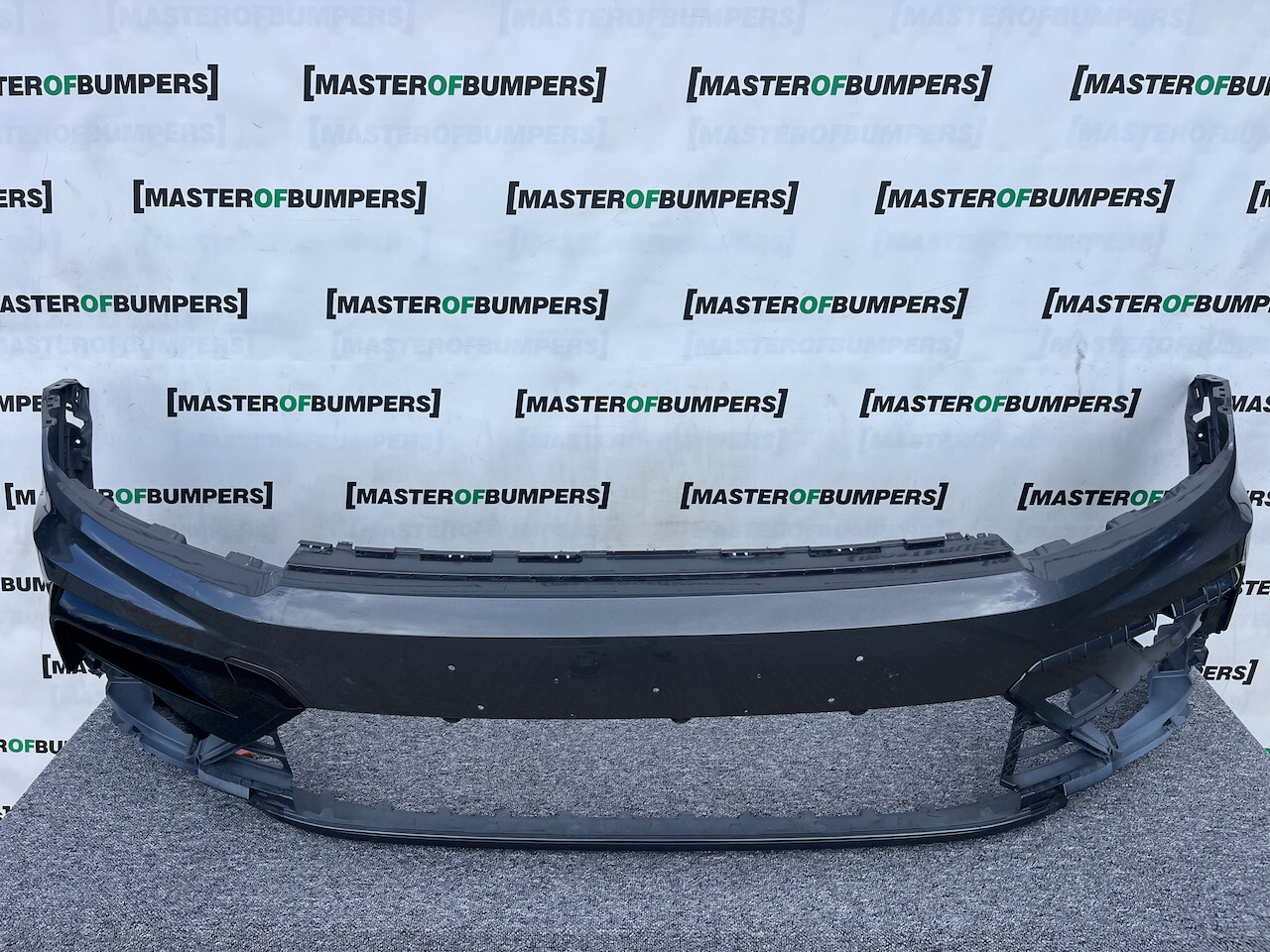 VW Tiguan R Line Mk2 Suv 2016-2019 Front Bumper 6 Pdc No Jets Genuine [v41]