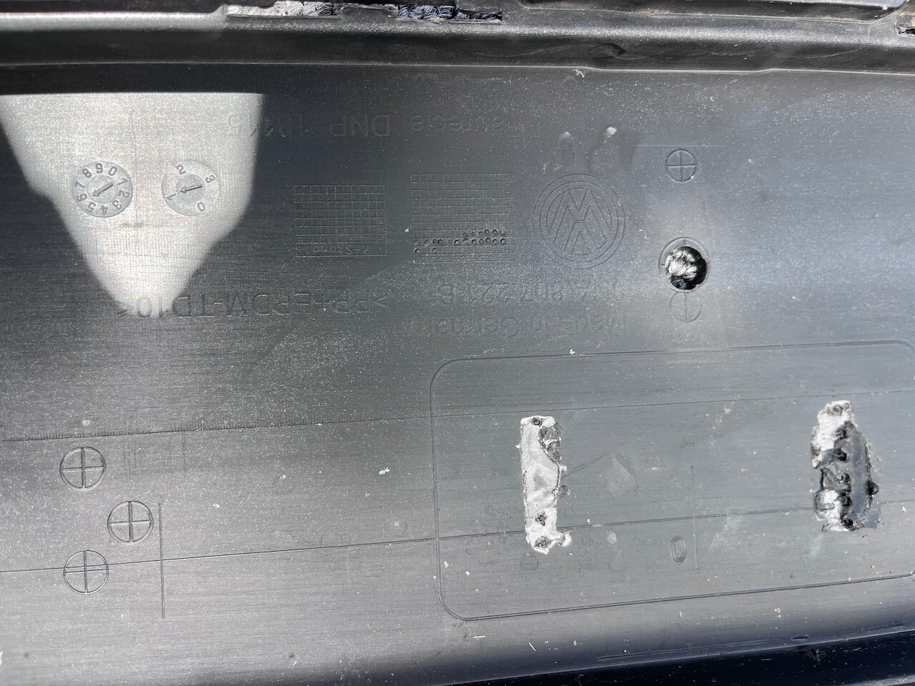 VW Tiguan R Line Mk2 Suv 2016-2019 Front Bumper 4 Pdc No Jets Genuine [v899]