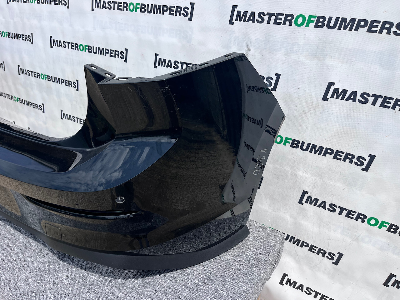 VW Golf Gti Gtd Clubsport Mk8 2020-2024 Rear Bumper 4 Pdc Genuine [v320]