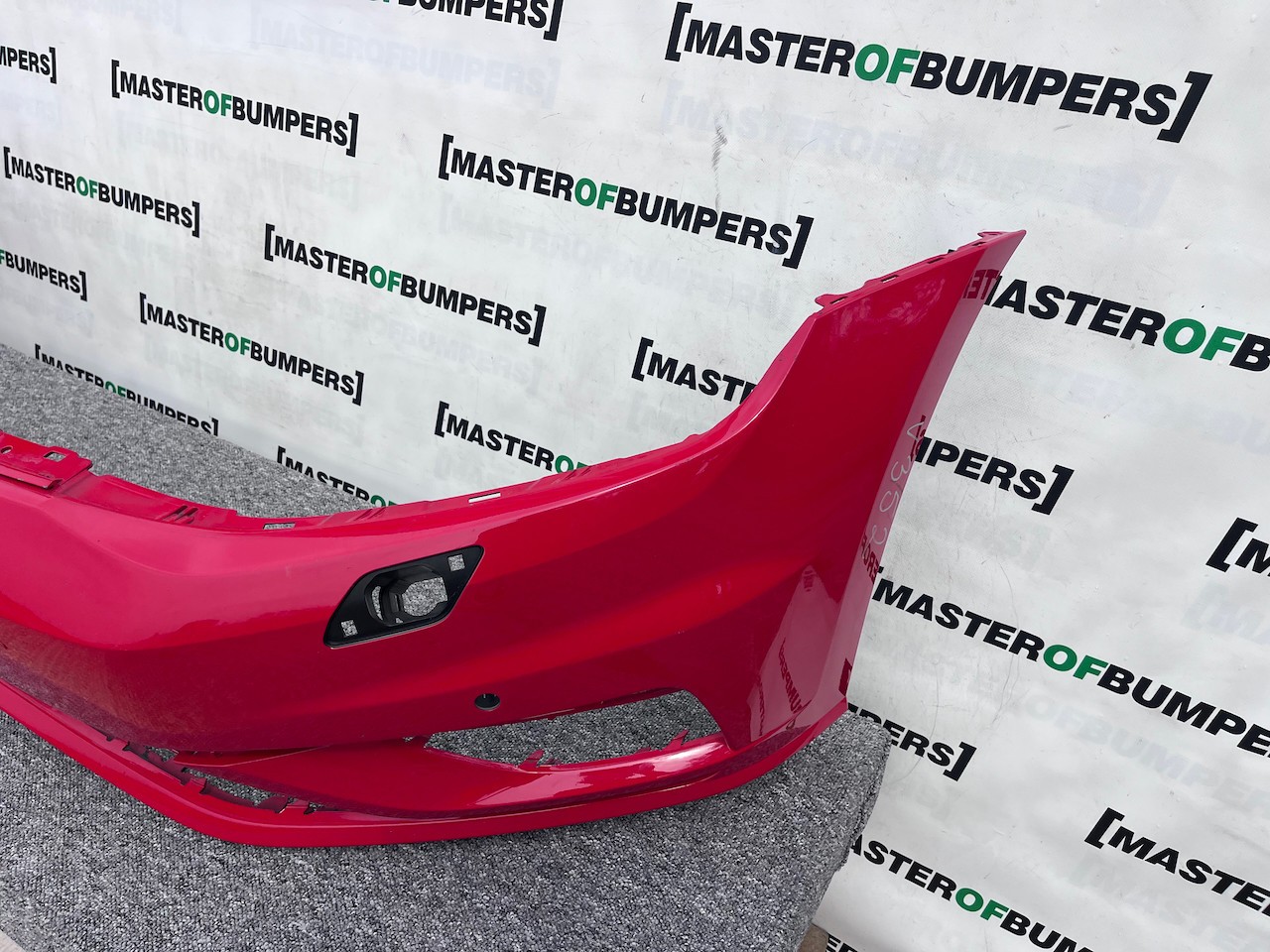 VW Golf Se Mk7 Lift 7.5 Hatch 2017-2019 Front Bumper 4 Pdc +jets Genuine [v352]