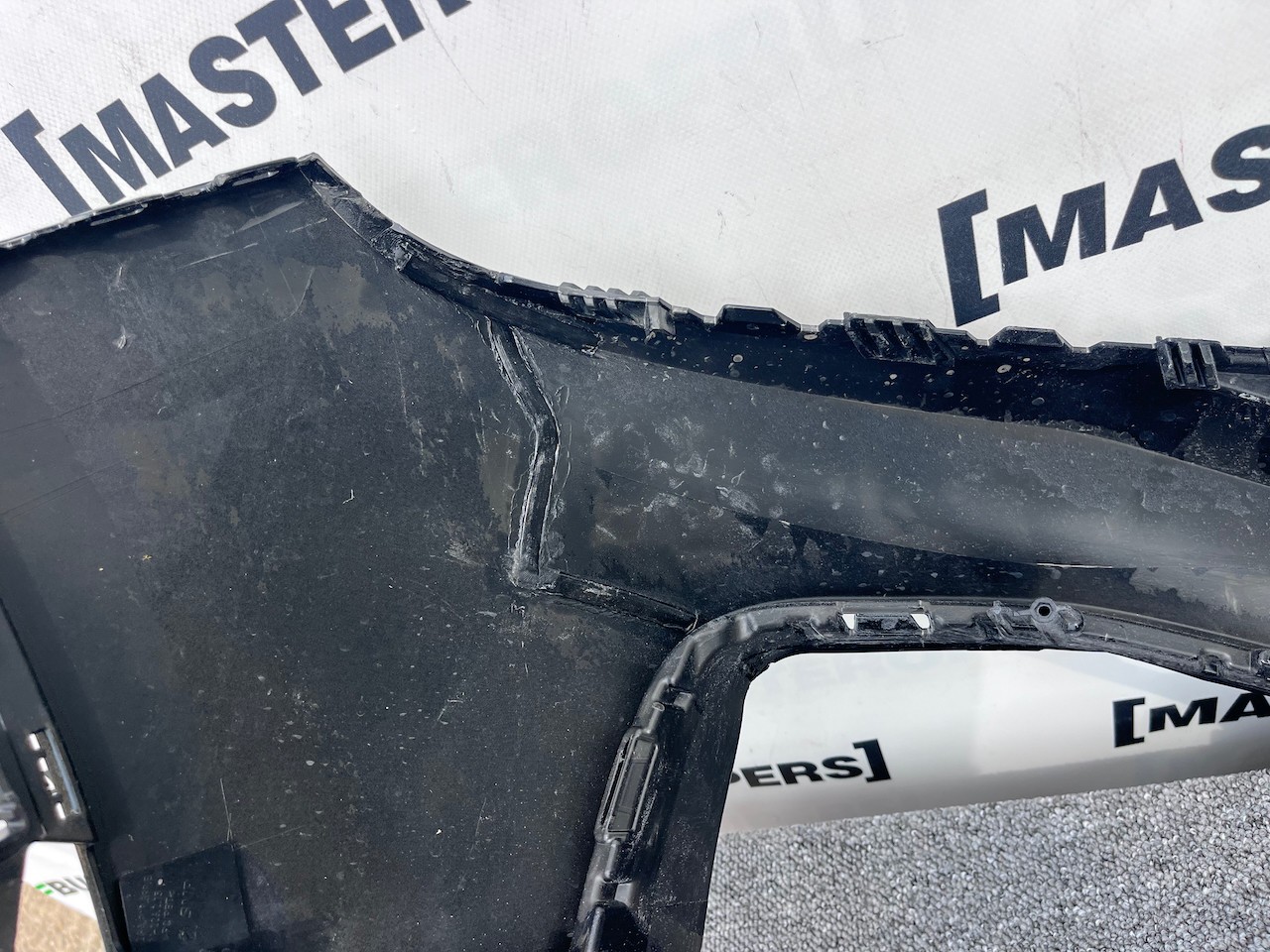 VW T-roc Troc R Line Tsi Evo Lift 2022-on Front Bumper 6 Pdc Genuine [v351]