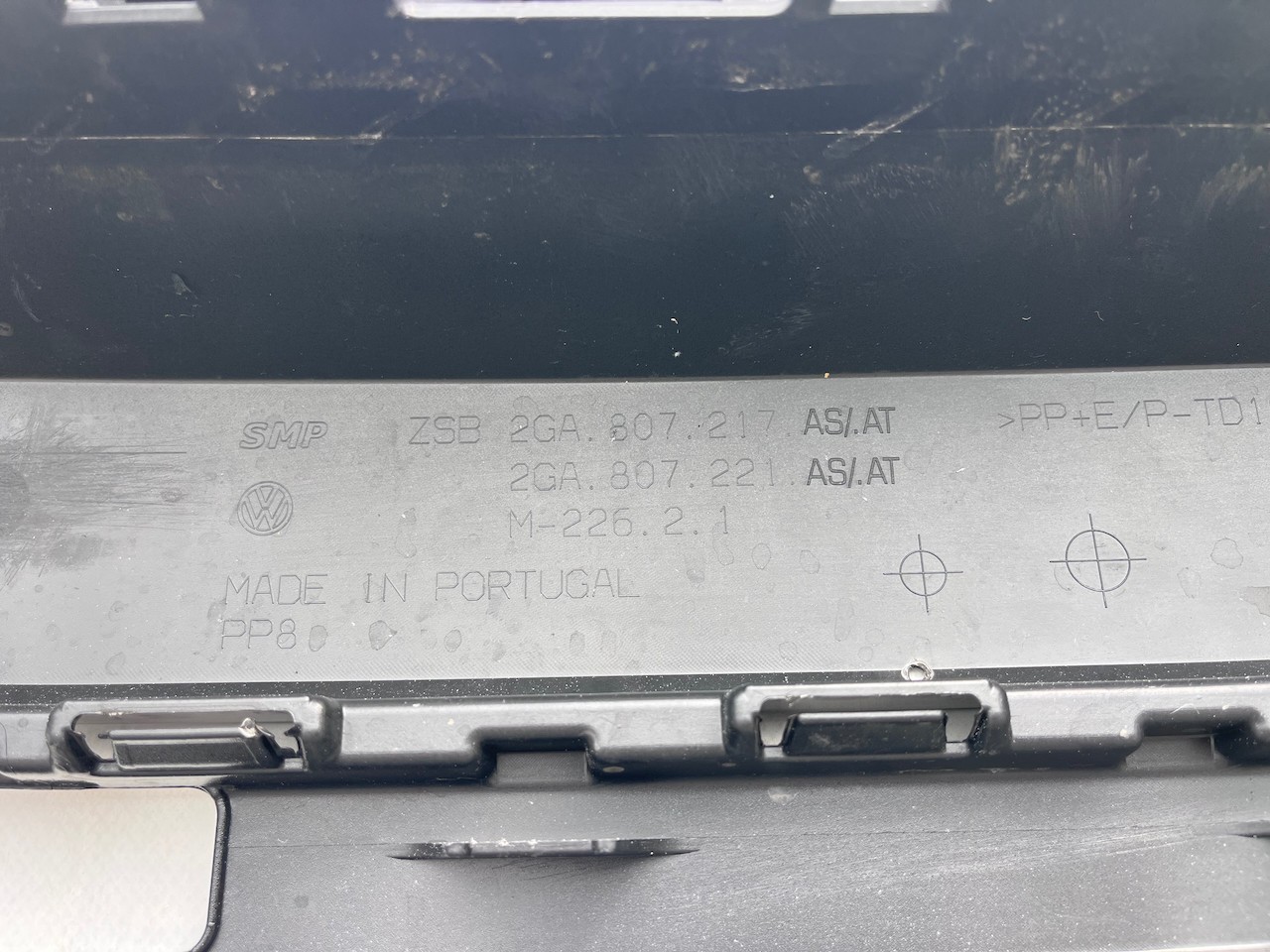 VW T-roc Troc R Line Tsi Evo Lift 2022-on Front Bumper 6 Pdc Genuine [v351]