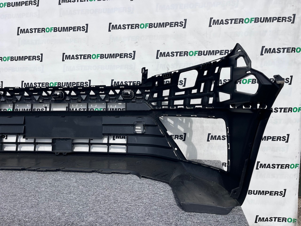 VW Crafter Man Tge 2017-2024 Front Bumper No Pdc Textured Genuine [v356]