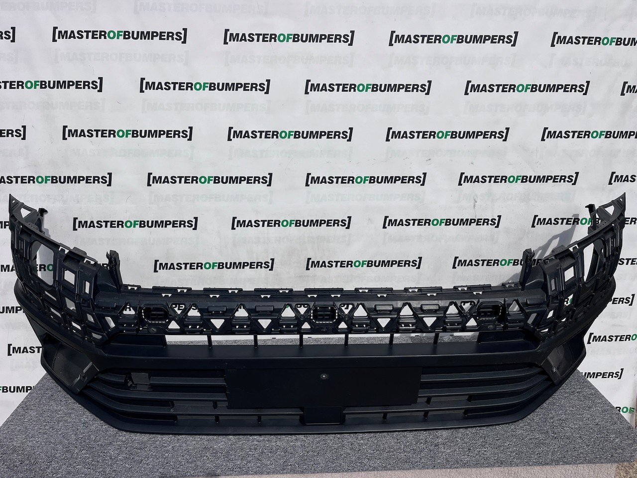 VW Crafter Man Tge 2017-2024 Front Bumper No Pdc Textured Genuine [v356]