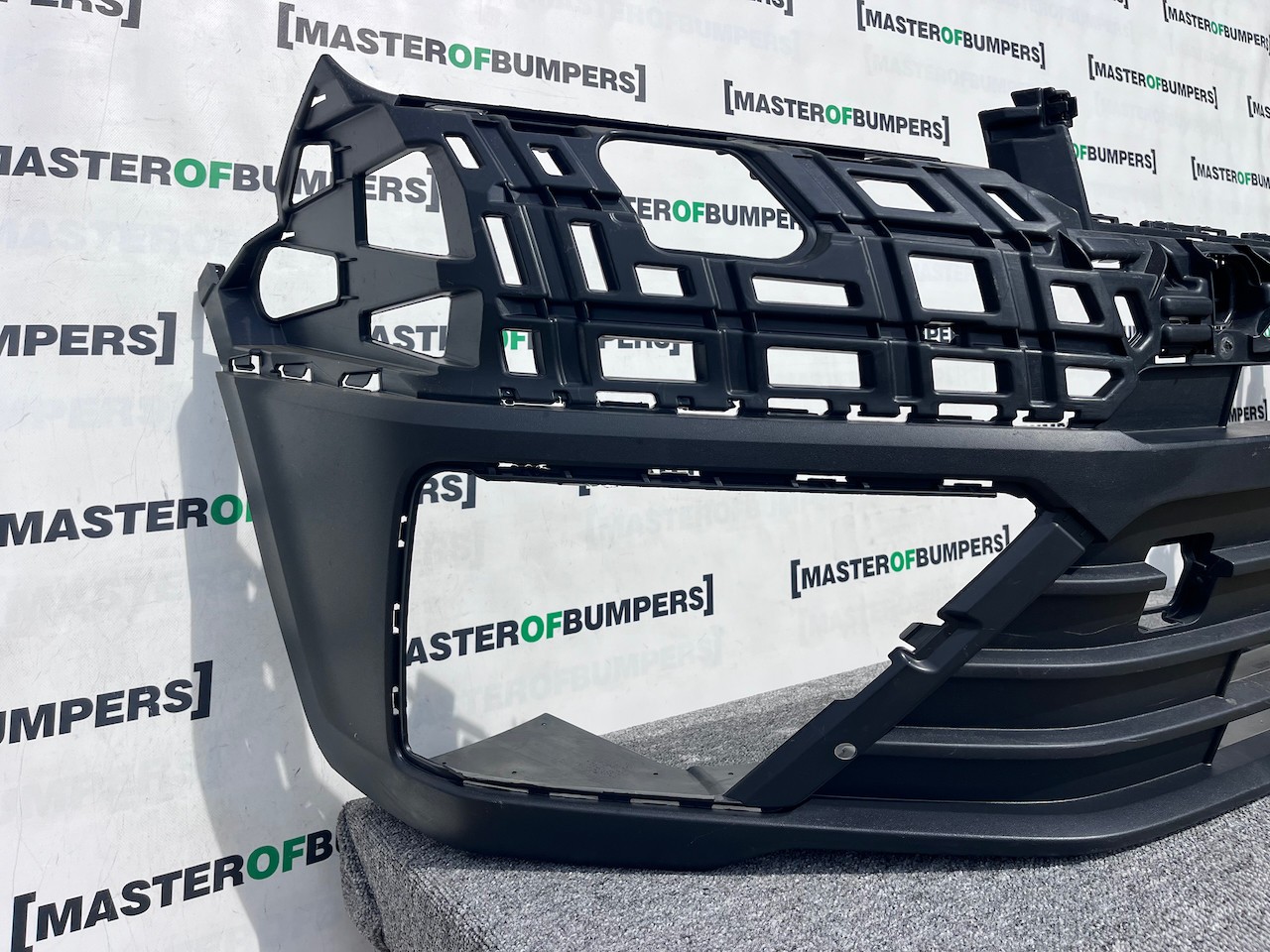 VW Crafter Man Tge 2017-2024 Front Bumper No Pdc Textured Genuine [v356]