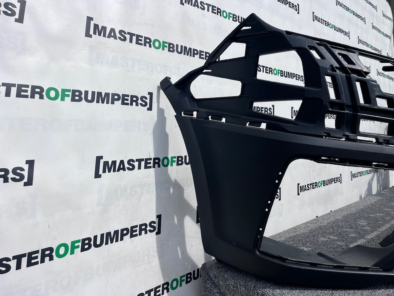 VW Crafter Man Tge 2017-2024 Front Bumper No Pdc Textured Genuine [v356]