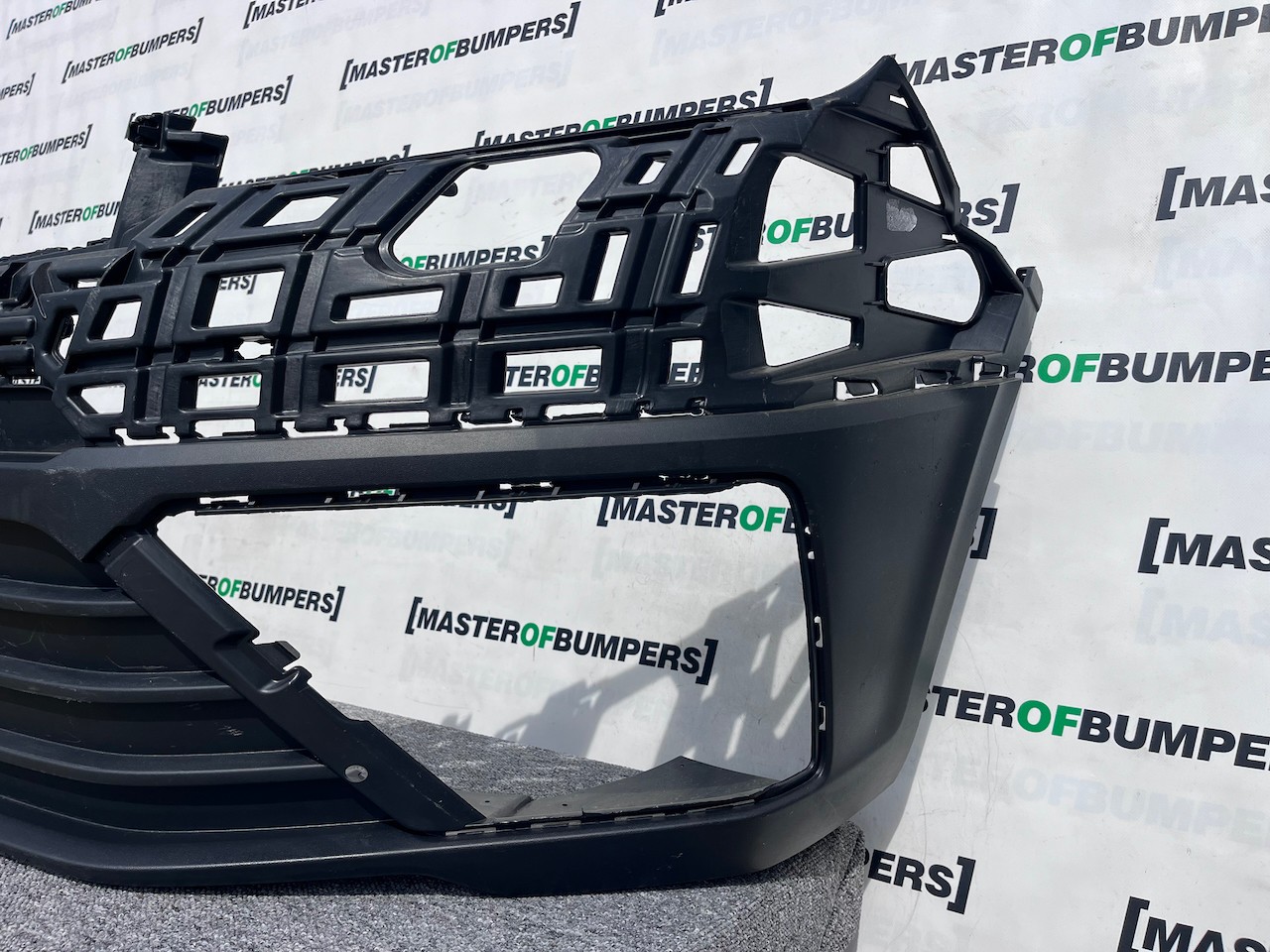 VW Crafter Man Tge 2017-2024 Front Bumper No Pdc Textured Genuine [v356]