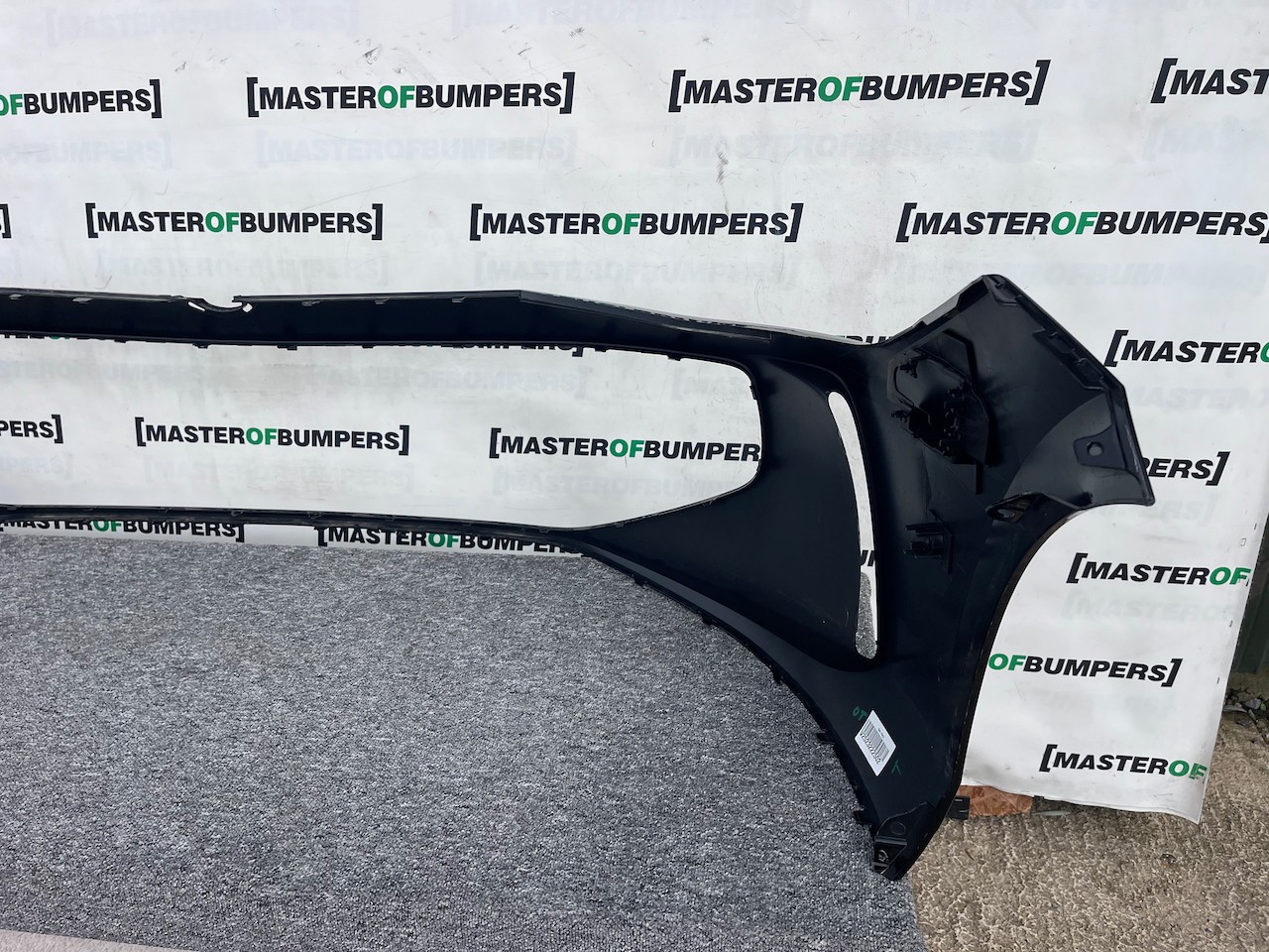 VW Passat Elegance Saloon Estate 2024-on Front Bumper 6 Pdc Genuine [v370]