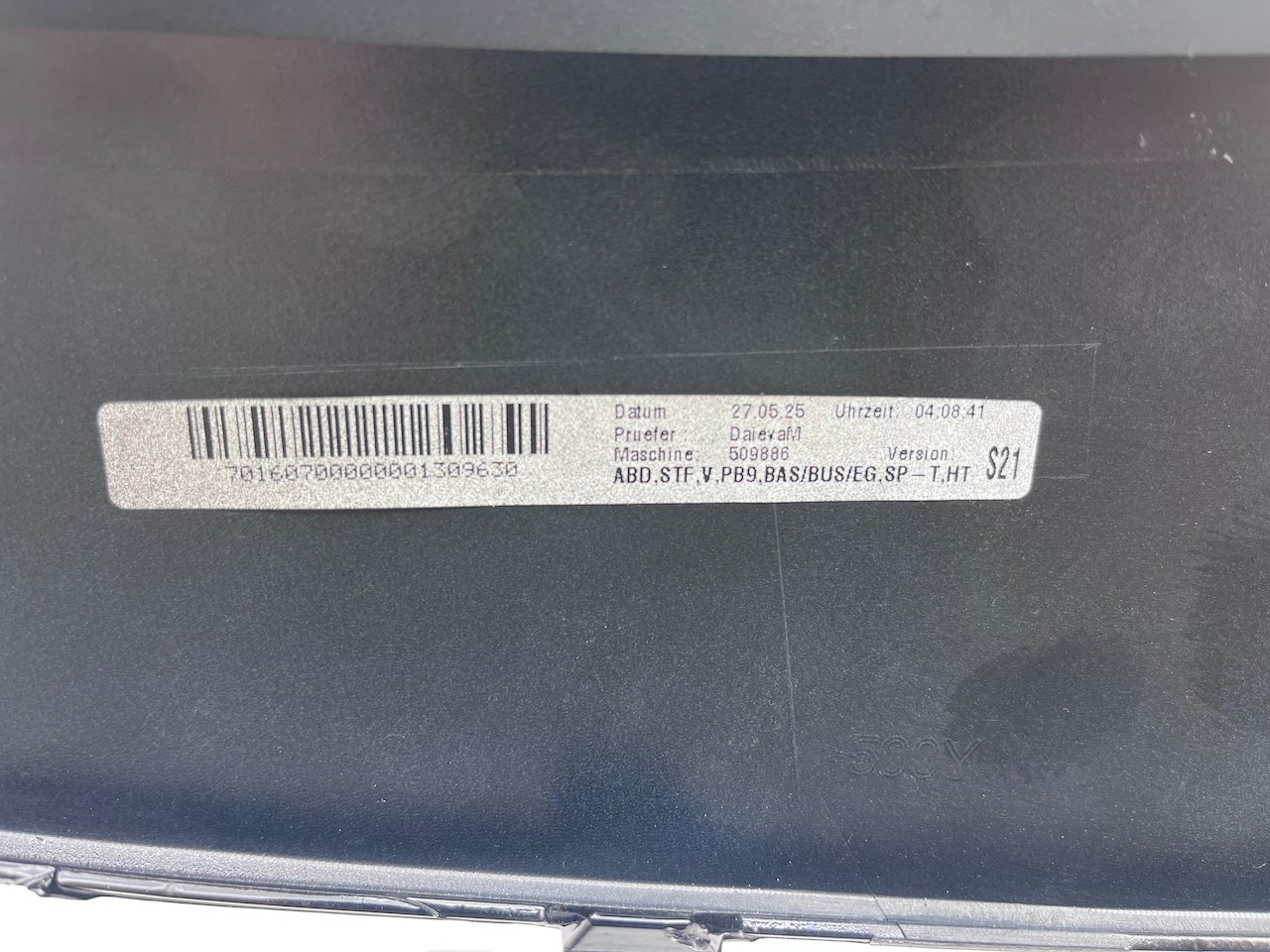 VW Passat Elegance Saloon Estate 2024-on Front Bumper 6 Pdc Genuine [v370]