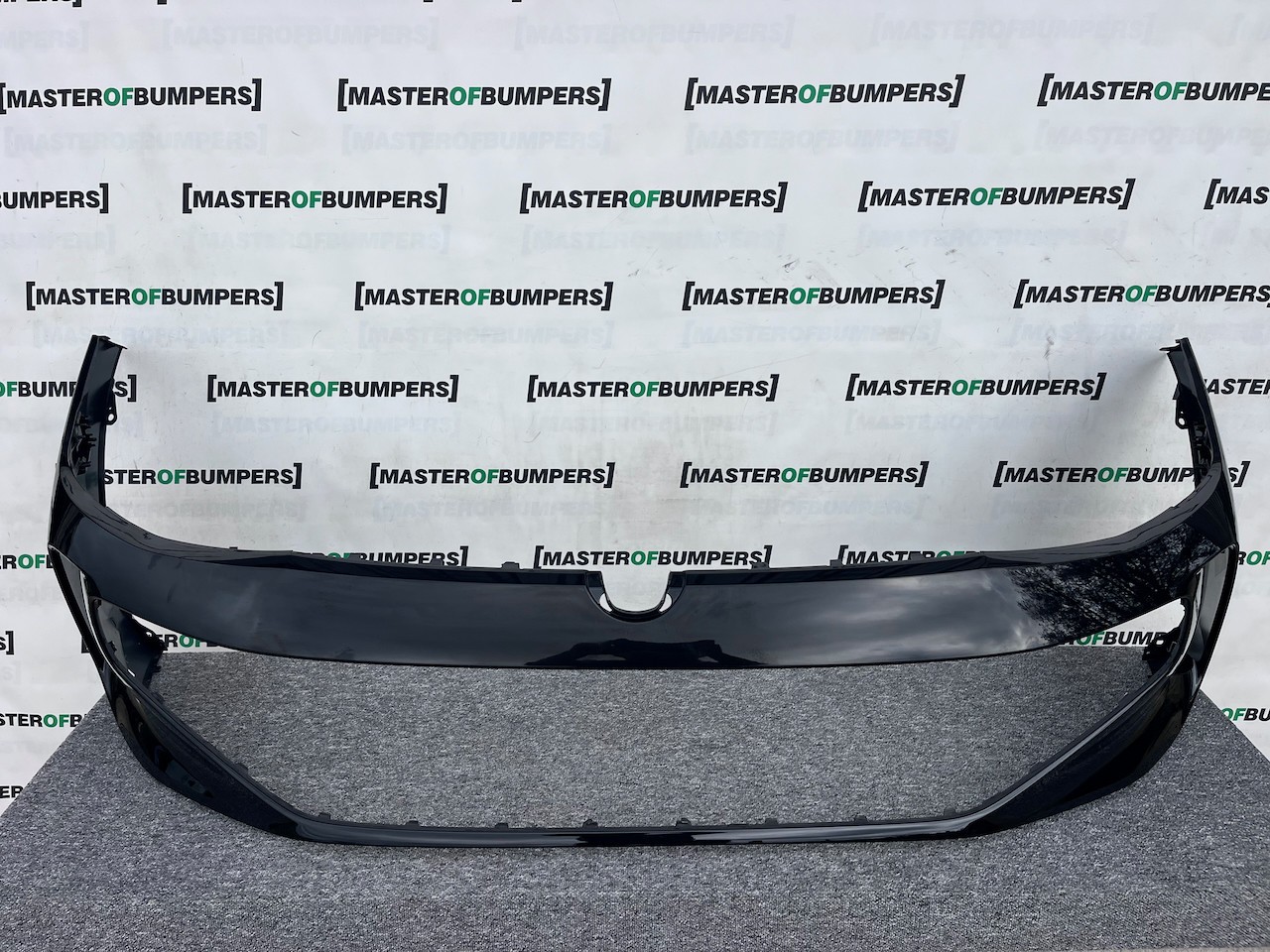 VW Passat Elegance Saloon Estate 2024-on Front Bumper 6 Pdc Genuine [v370]