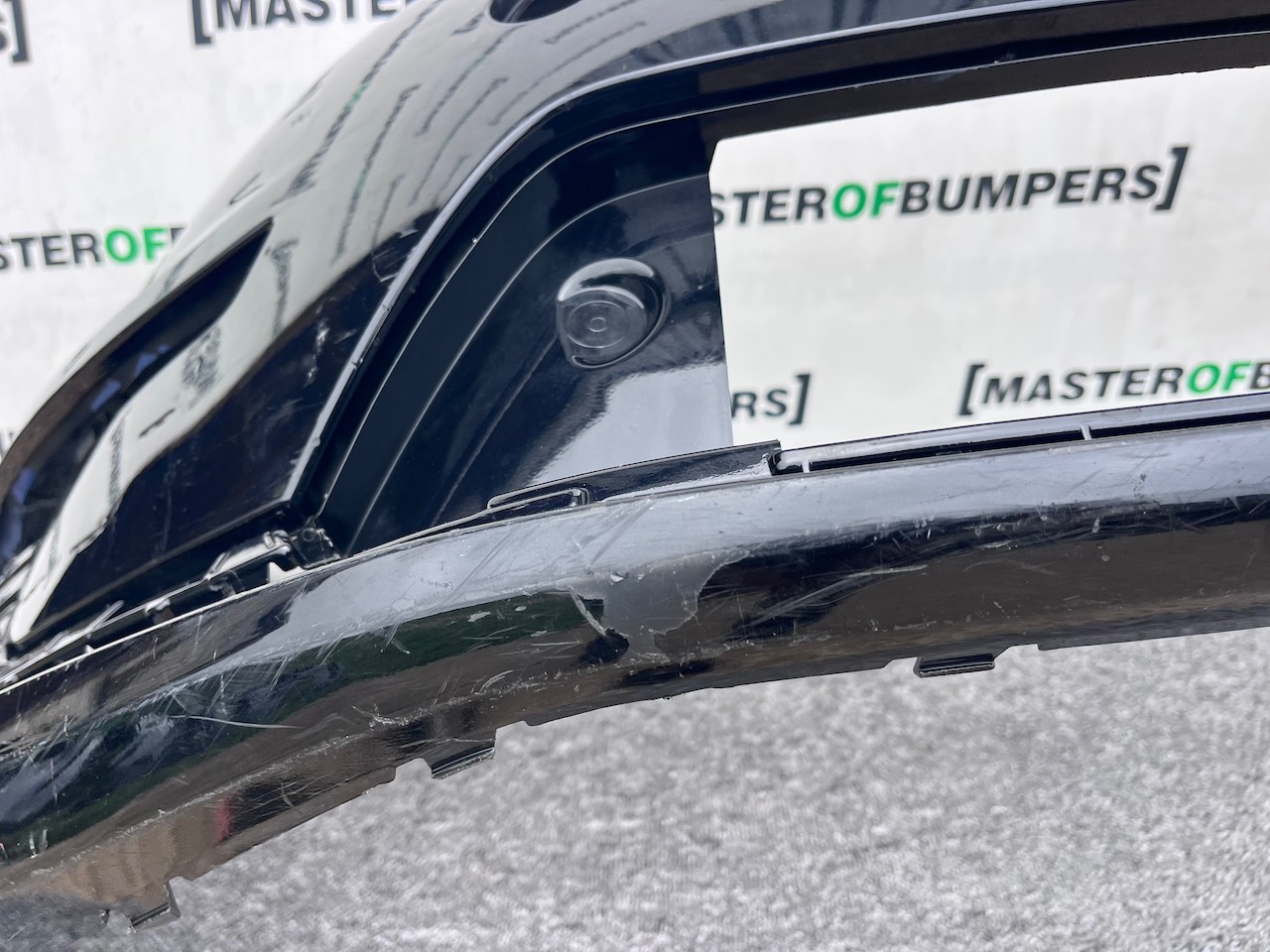 VW Golf Gte Hatchback 2014-2016 Front Bumper 4 Pdc Genuine [v371]