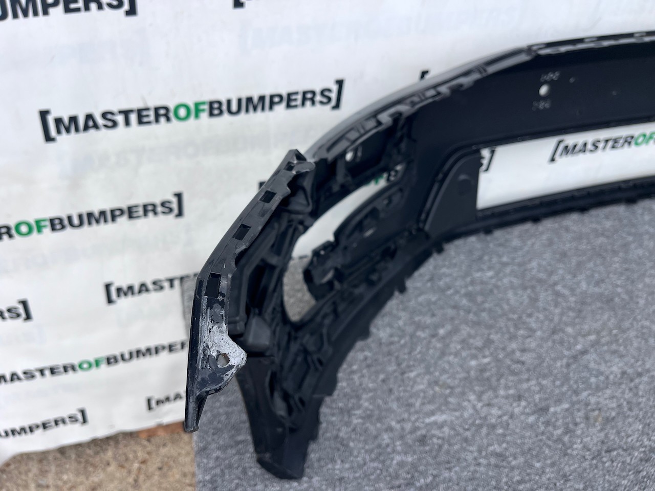 VW Golf Gte Hatchback 2014-2016 Front Bumper 4 Pdc Genuine [v371]