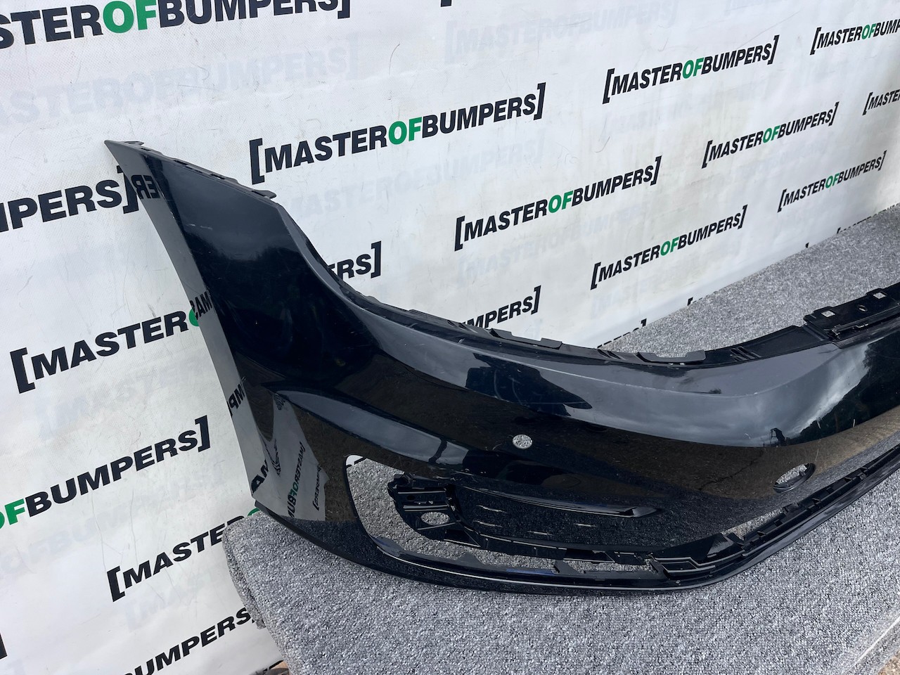 VW Golf Gte Hatchback 2014-2016 Front Bumper 4 Pdc Genuine [v371]