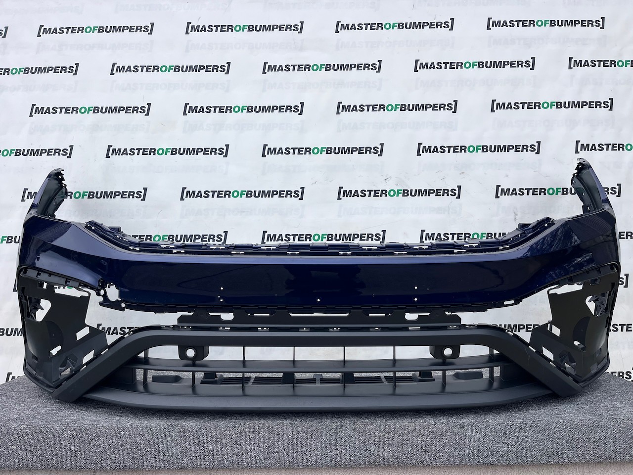 VW Tiguan Allspace Life Se 2021-2024 Front Bumper 6 Pdc Genuine [v368]