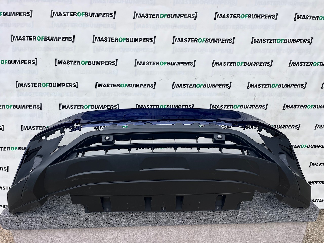 VW Tiguan Allspace Life Se 2021-2024 Front Bumper 6 Pdc Genuine [v368]