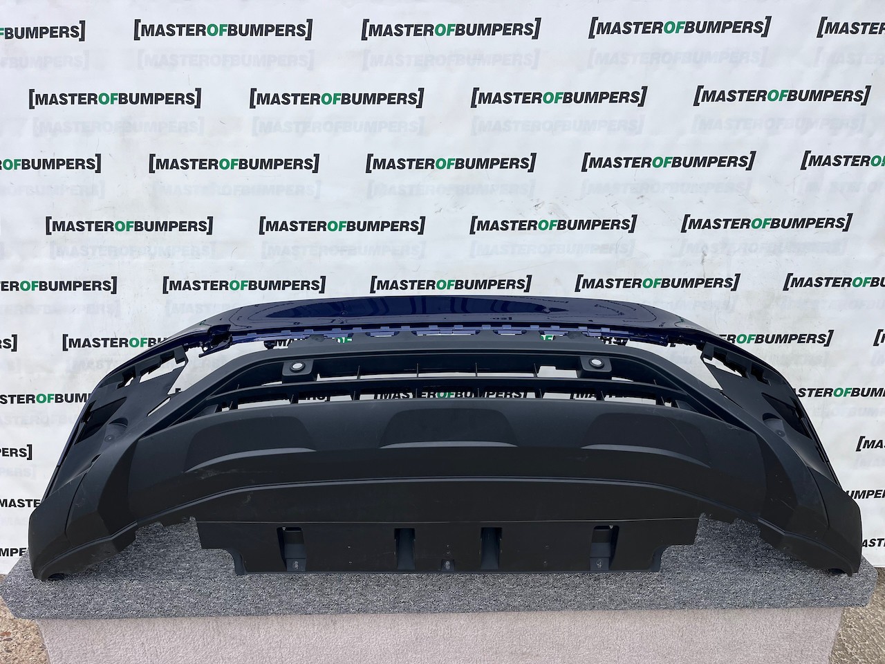 VW Tiguan Allspace Life Se 2021-2024 Front Bumper 6 Pdc Genuine [v368]