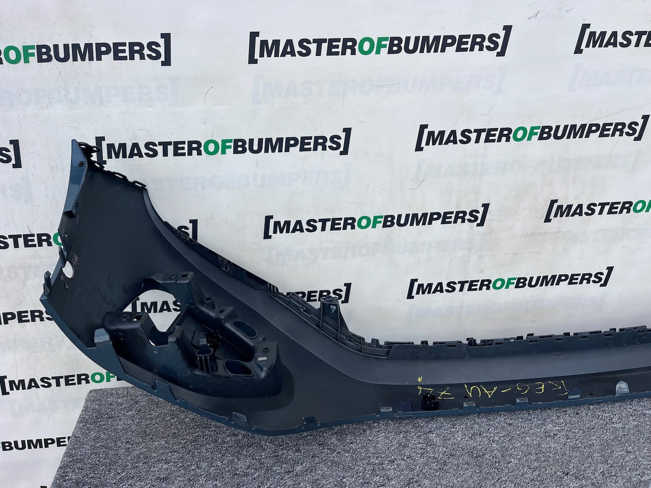 VW T-roc Troc Tfsi Evo Life Style 2022-2025 Front Bumper 4 Pdc Genuine [v385]