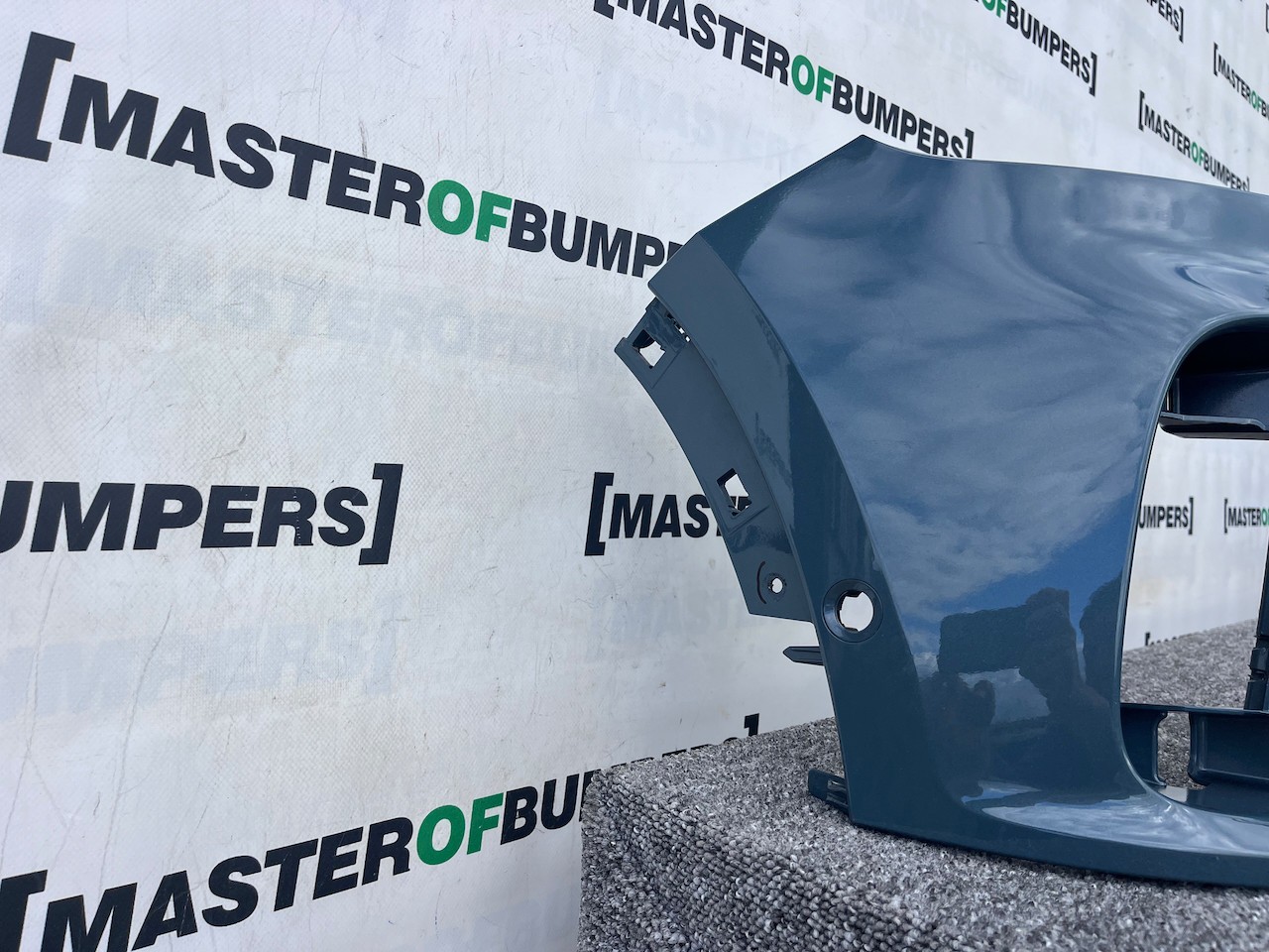 VW T-roc Troc Tfsi Evo Life Style 2022-2025 Front Bumper 4 Pdc Genuine [v385]