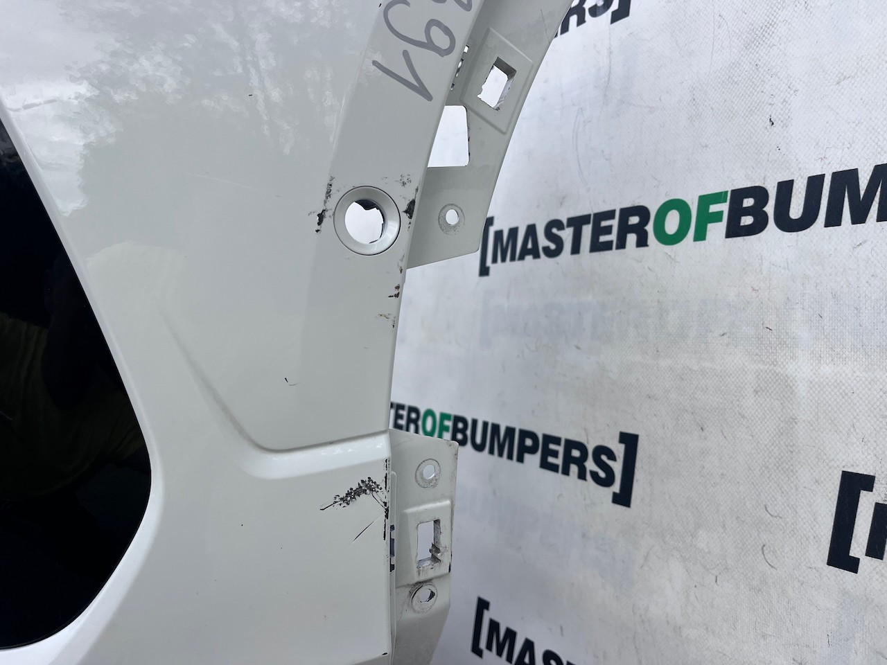 VW T-roc Troc R-line Lift 2022-2024 Front Bumper 6 Pdc Genuine [v391]