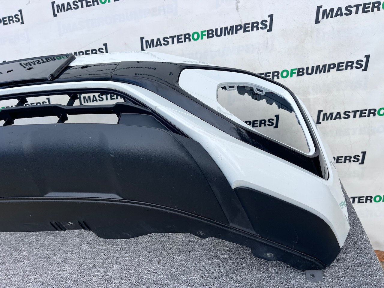 VW T-roc Troc R-line Lift 2022-2024 Front Bumper 6 Pdc Genuine [v391]