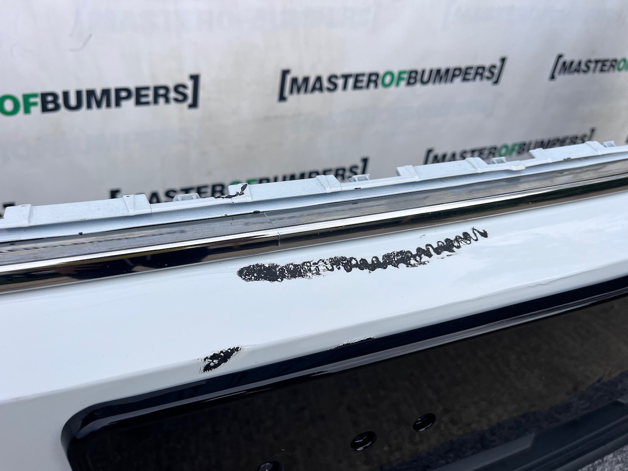 VW T-roc Troc R-line Lift 2022-2024 Front Bumper 6 Pdc Genuine [v391]